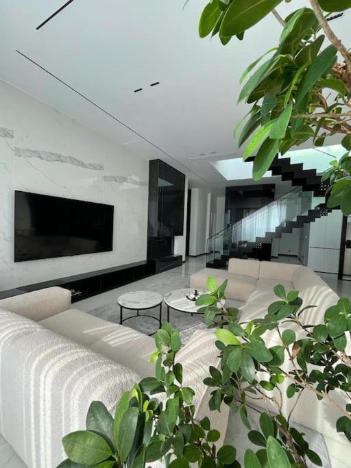 شقة Luxury Penthouse Prishtina بريشتاين المظهر الخارجي الصورة